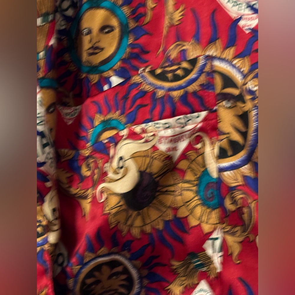 100% silk Tabasco robe one size fits most red with suns new with tag - Picture 5 of 6